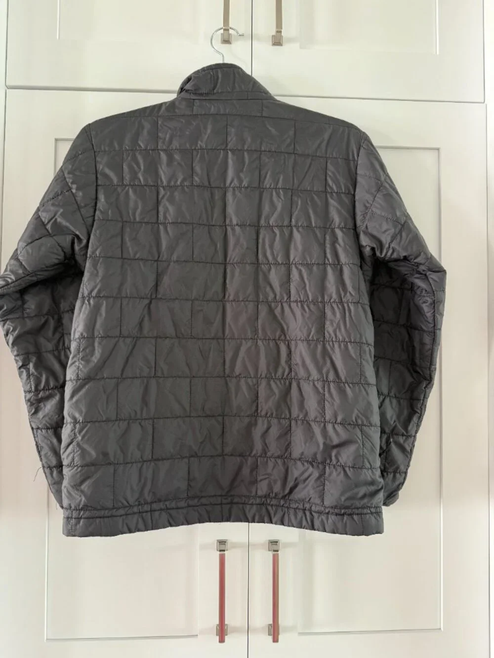 Patagonia Nano Puff® Jacket Black - Youth XL - Excellent Condition